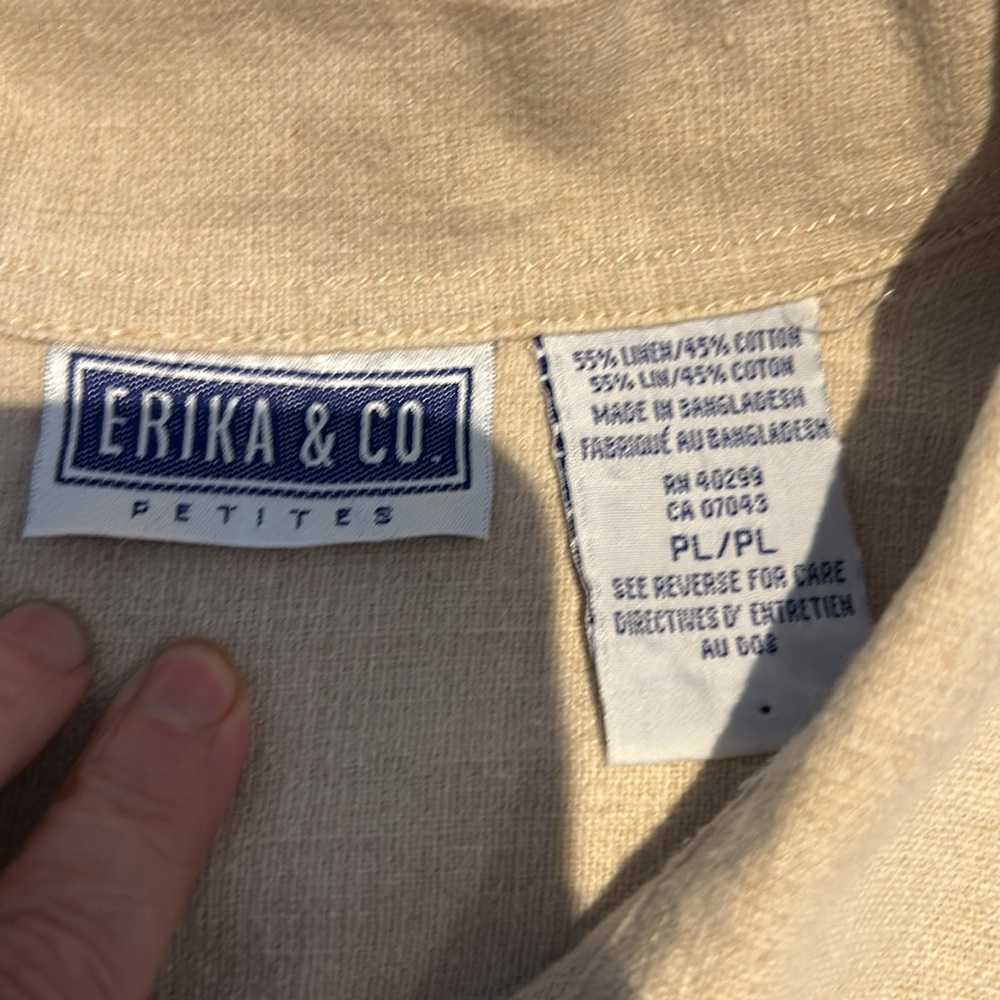 Linen shirt - Picture 3 of 3